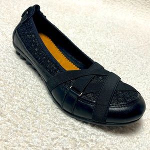Bernie Mev Women's Black Pull-On Loafers - Like New